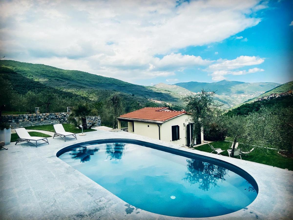 Casa Vacanze Gli Ulivi Borgomaro Екстер'єр фото