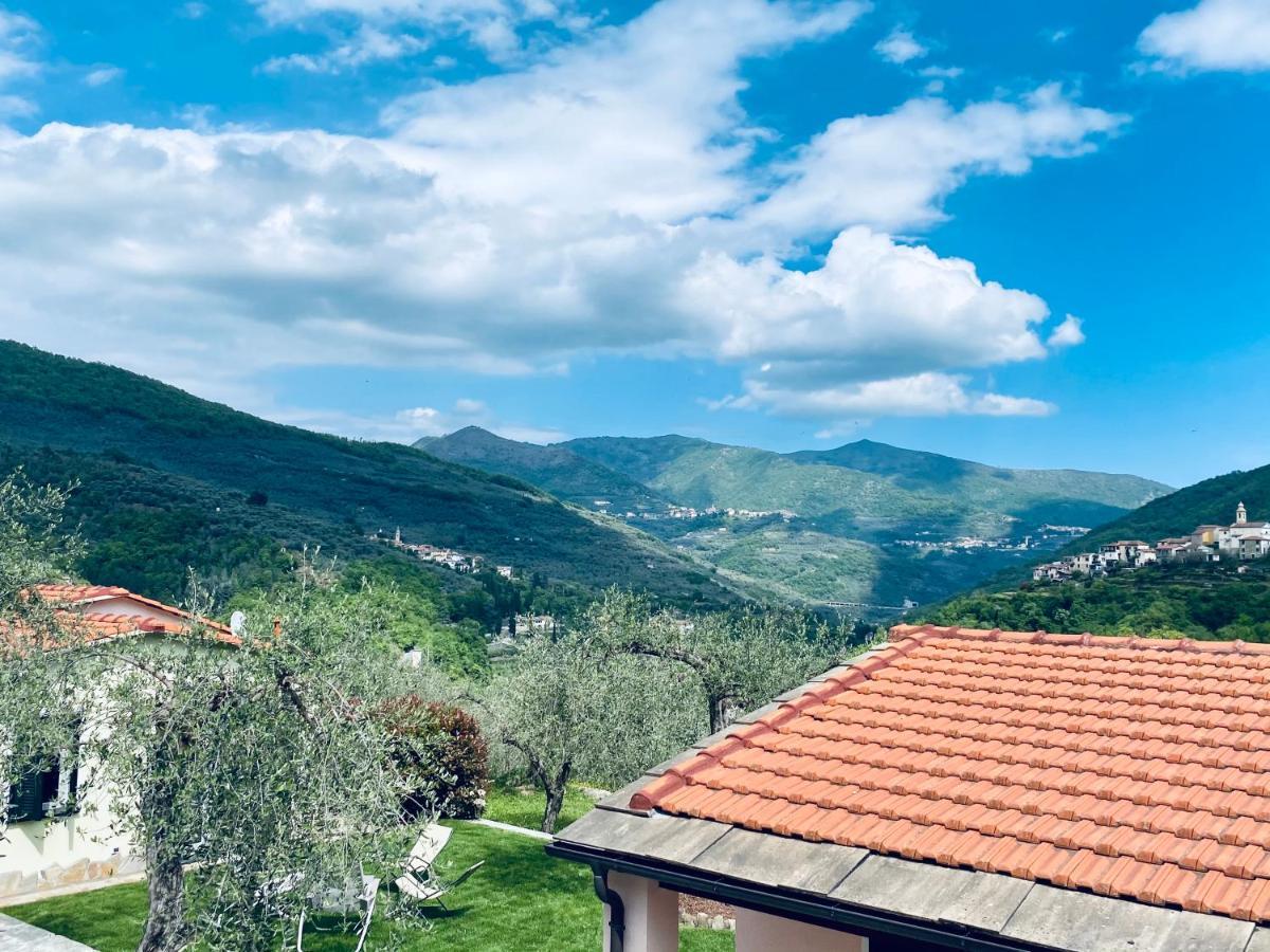 Casa Vacanze Gli Ulivi Borgomaro Екстер'єр фото