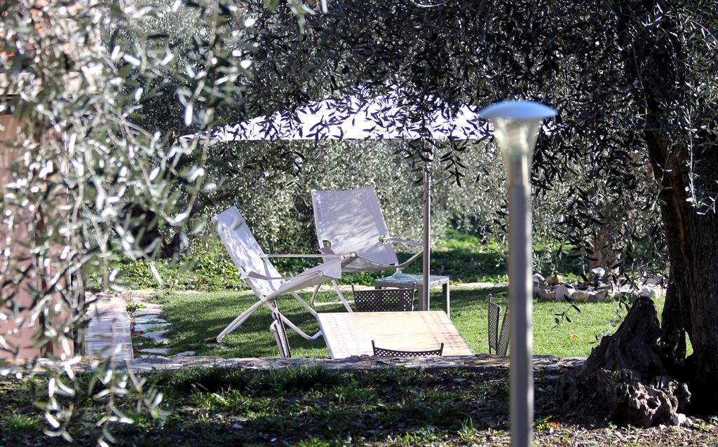 Casa Vacanze Gli Ulivi Borgomaro Екстер'єр фото