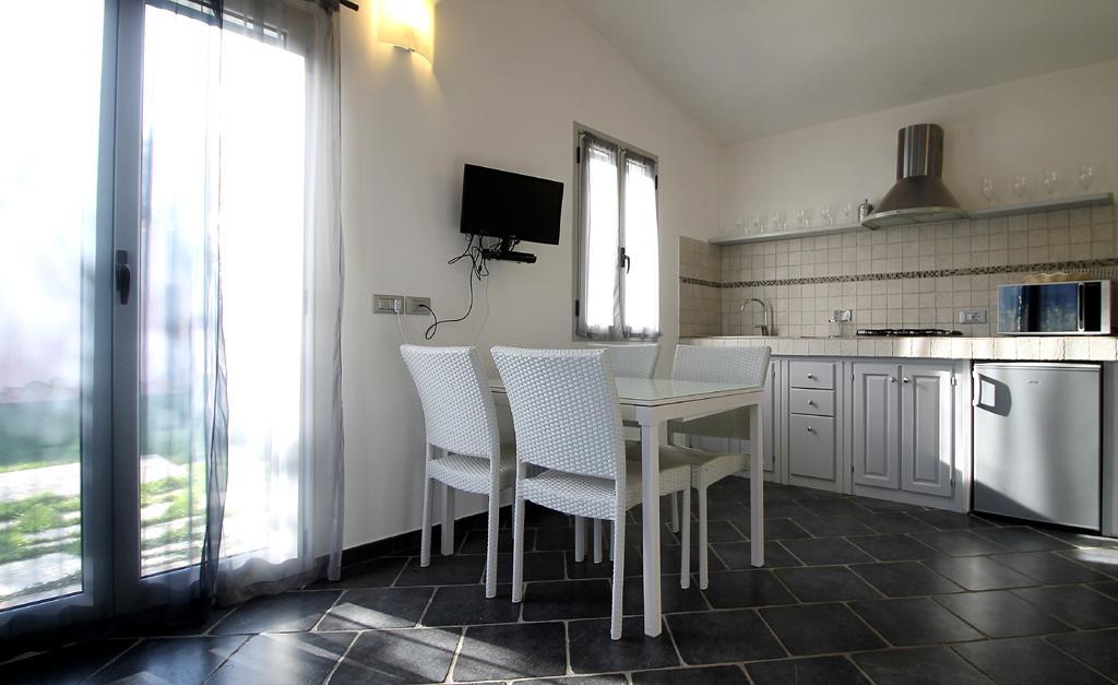 Casa Vacanze Gli Ulivi Borgomaro Екстер'єр фото